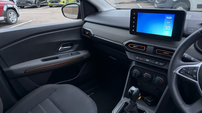 Dacia Sandero Stepway 1.0 TCe Comfort 5dr CVT Petrol Hatchback